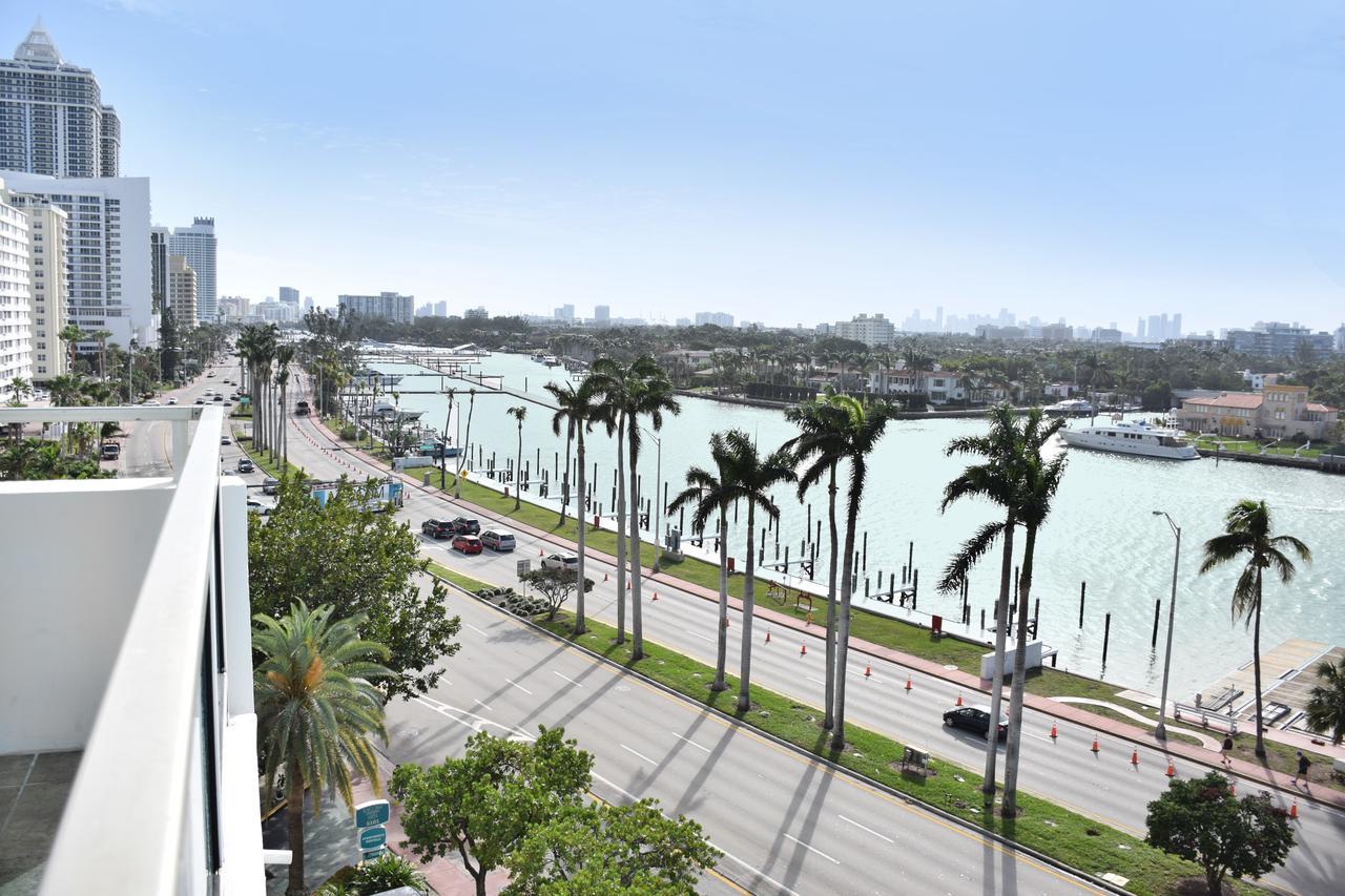 Oceanfront Contemporary Suites Miami Beach Exterior photo