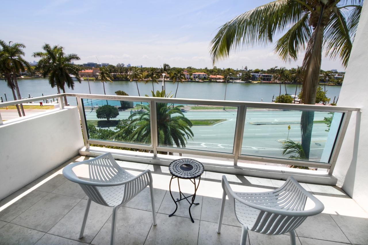 Oceanfront Contemporary Suites Miami Beach Exterior photo